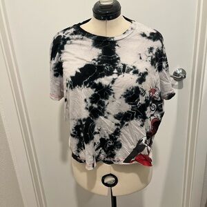 Unique Vintage Harley Quinn XXLBlack and White Tie-Dye Women's Top